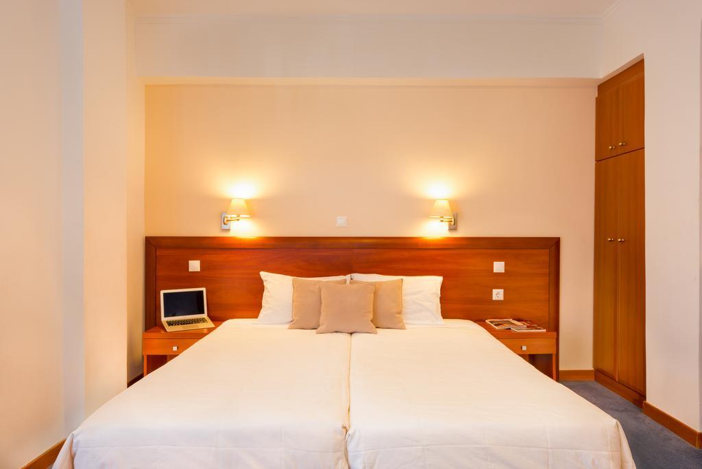 Akrata Beach Hotel Esterno foto